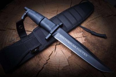 Couteau A.M.F. noir lame 20.6 cm
